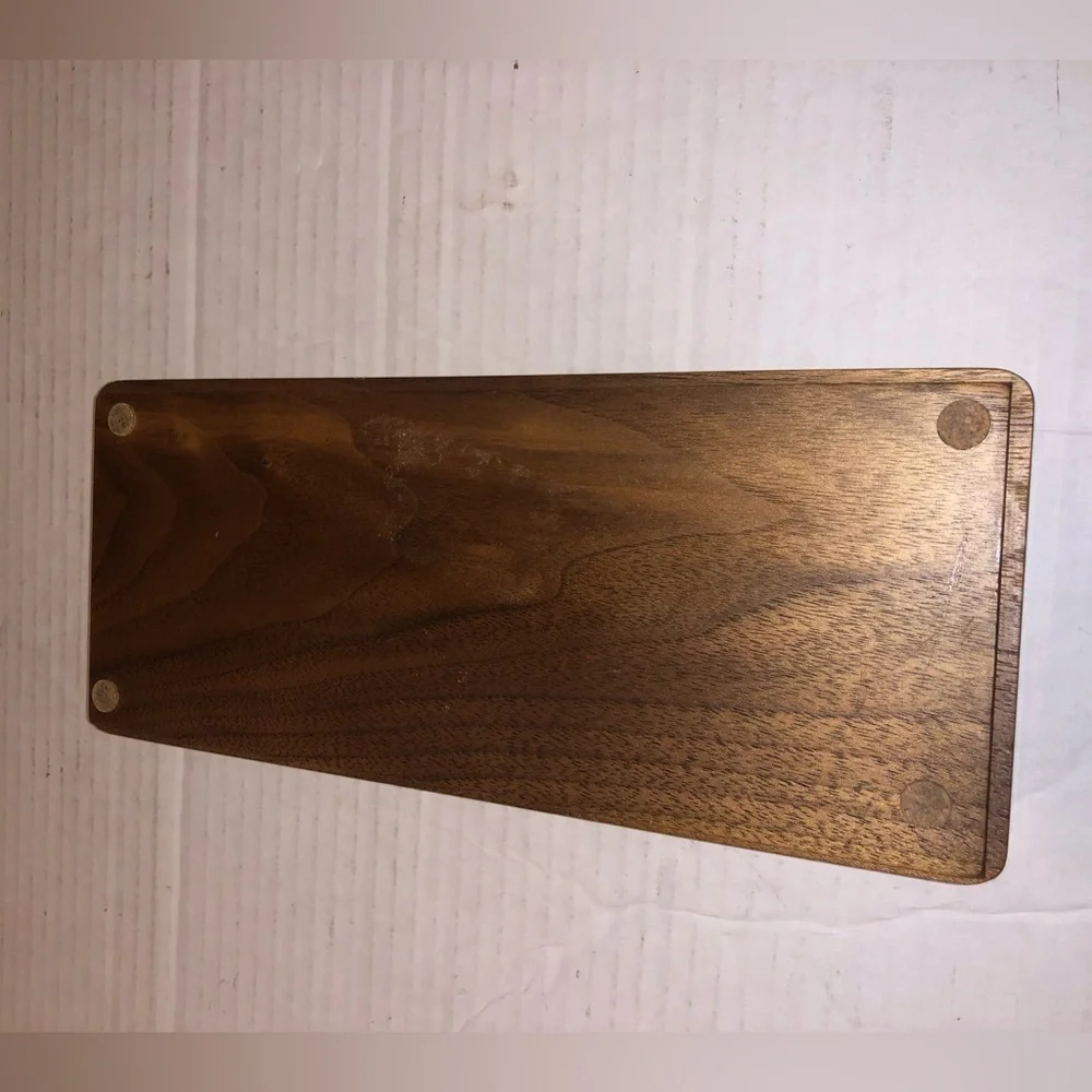 Engraved Boeing 737 Wichita Skyline Wooden Desk Top Pen, Pencil Holder